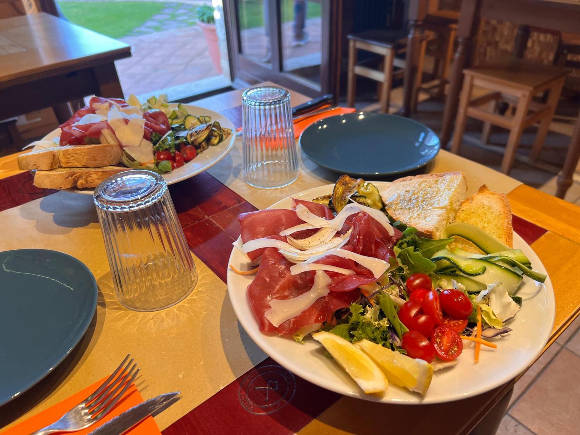 Bed & Breakfast Casale Gregoriano And Apartaments サン・ジミニャーノ エクステリア 写真